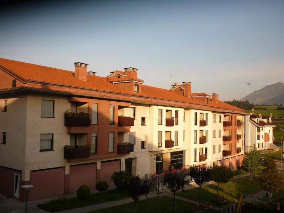 Apartamento En Colunga, En Plena Naturaleza Exterior photo